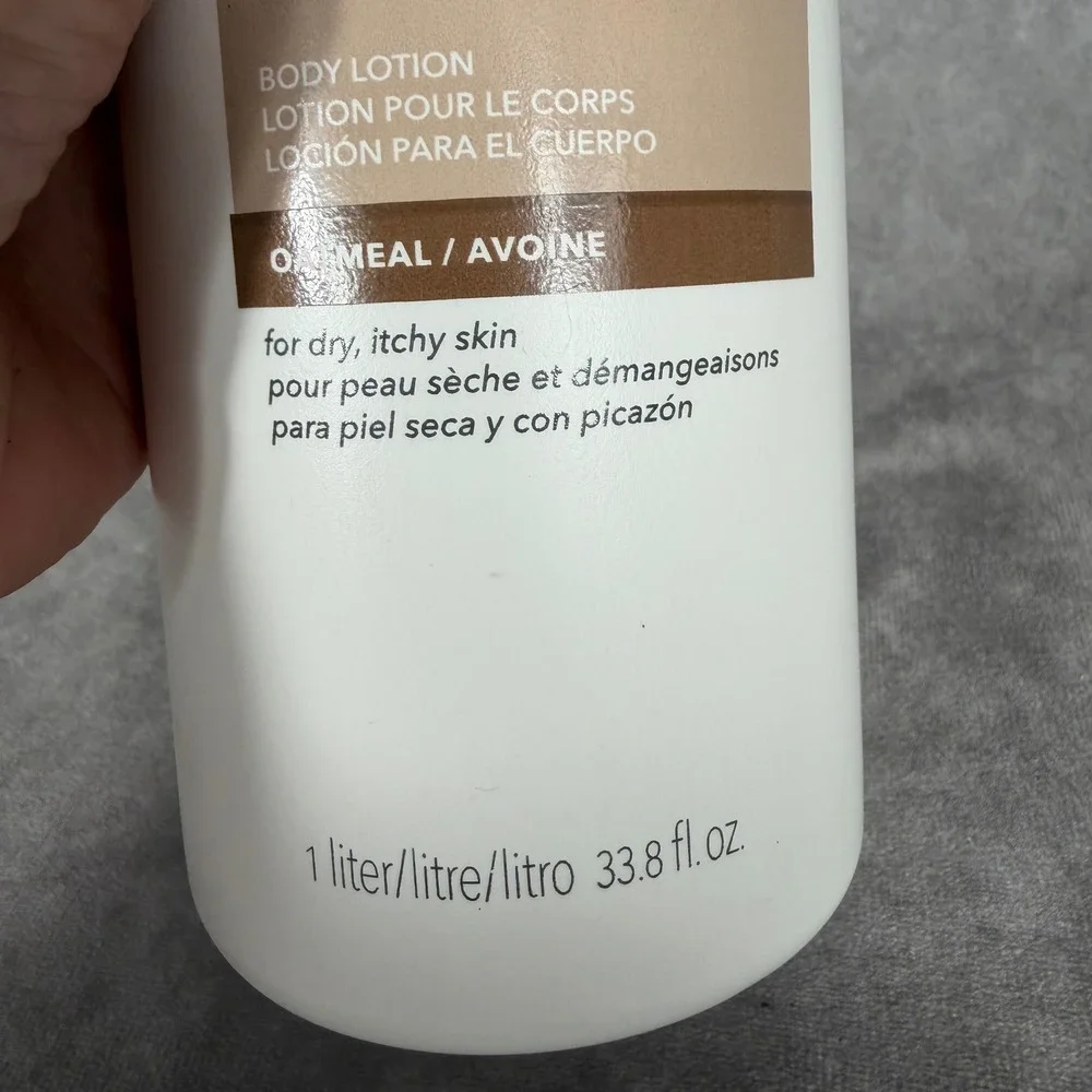 Avon Moisture Therapy Calming Relief Body Lotion Oatmeal 1 Liter 33.8 fl oz‎ NEW